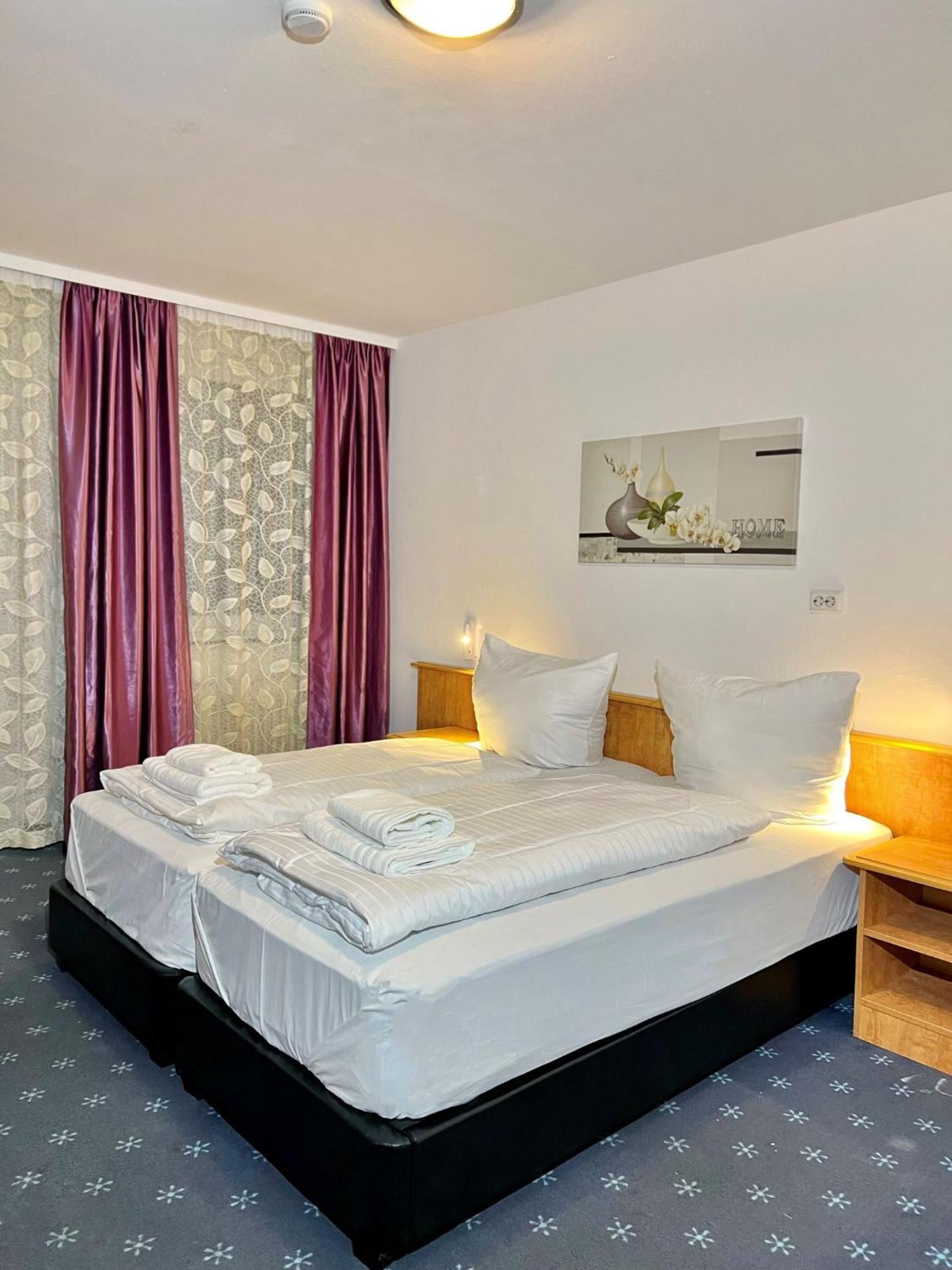 Hotel Neo Cologne Bonn Airport Rosrath Exterior photo